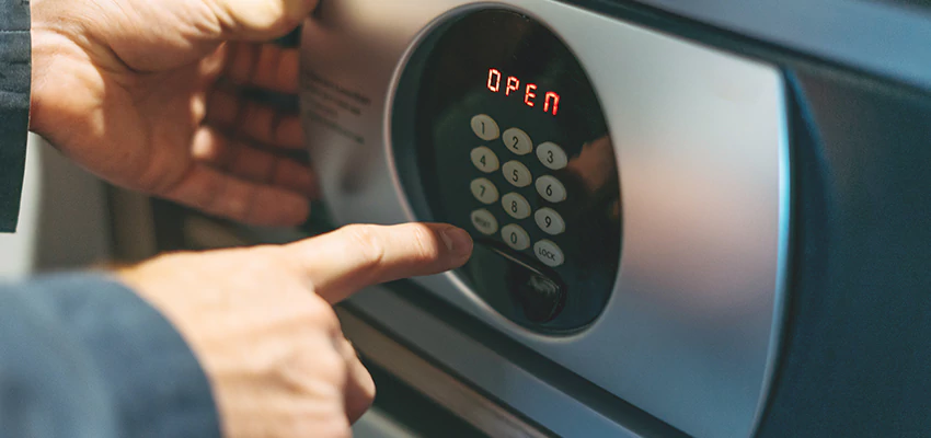 Cash Safe Openers in Glendora, California